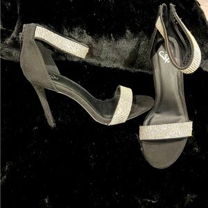 Black with rhinestones heels, New, size 7.5